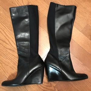 Nine West Black Leather/Calf Stretch Boot